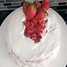 Layer cake aux fraises