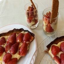 Une tarte aux fraises et ses verrines rapides