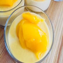 Panna cotta à la mangue fraiche