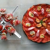 Tarte tomate/mozzarella et ses mini brochettes 