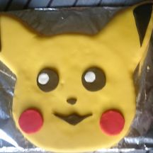 Brownie d\'anniversaire Pikachu