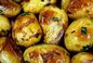 RECIPE THUMB IMAGE 4 Saumon en croute de noix et ses pommes de terre grenailles confites accompagné de fraîcheurs croquantes