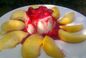 RECIPE THUMB IMAGE 3 Panna cotta vanille, pêches jaunes et compotée de fraises