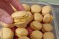 RECIPE THUMB IMAGE 2 Macarons fourrage framboise et fourrage fruit de la passion