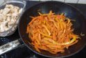 RECIPE THUMB IMAGE 6 Wok de filet de poulet Carrefour aux légumes croquants